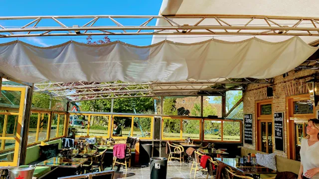 De Groene Weide / Muziek-eetcafé