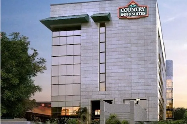 Country Inn & Suites by Radisson, Gurgaon Sector 12