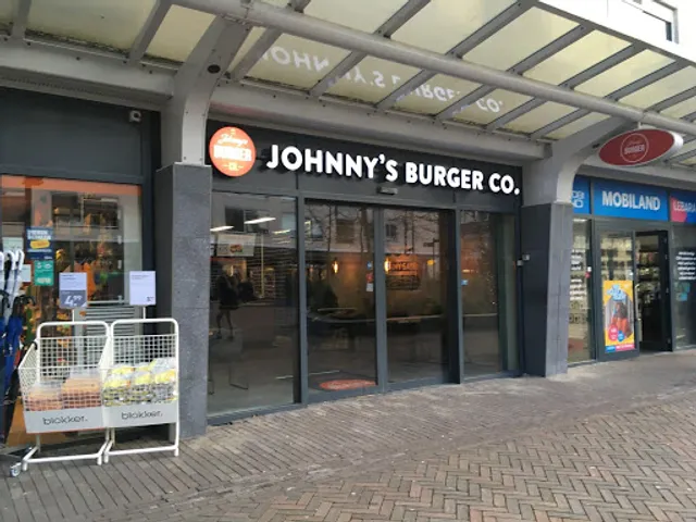 Johnny's Burger & O'Tacos