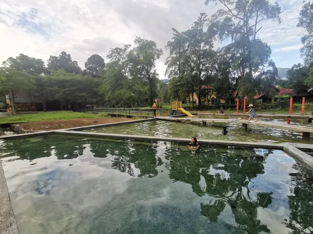 Hulu Tamu Hot Springs