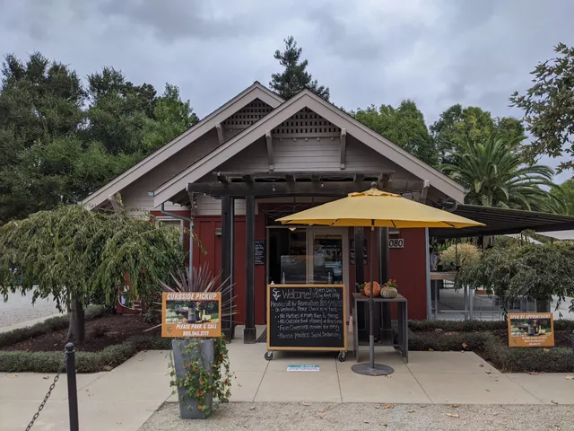 Saucelito Canyon Tasting Room