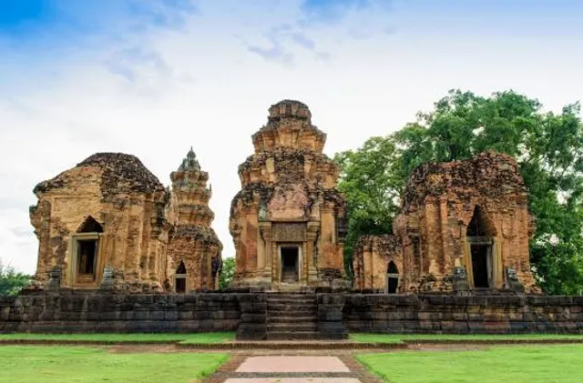 Prasat Sikhoraphum