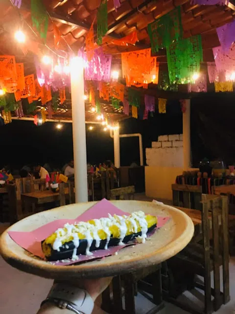 Tlayuderia - El Rinconcito istmeño.