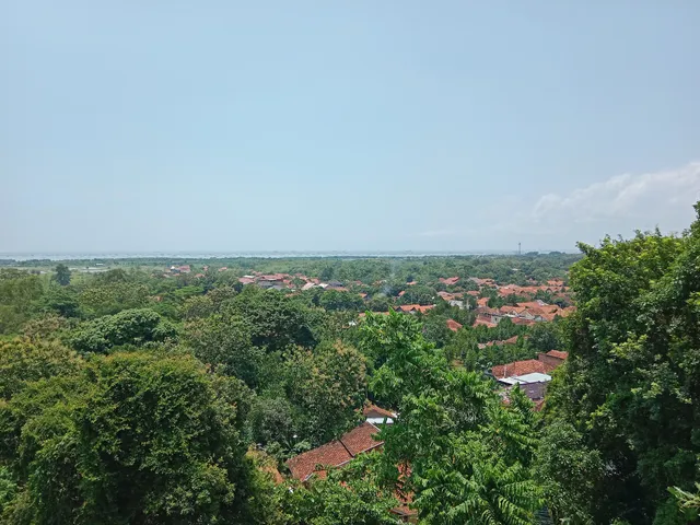 Puser Bumi Gunung Jati