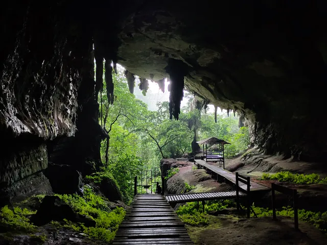 Gua Niah (Niah Caves) Entrance