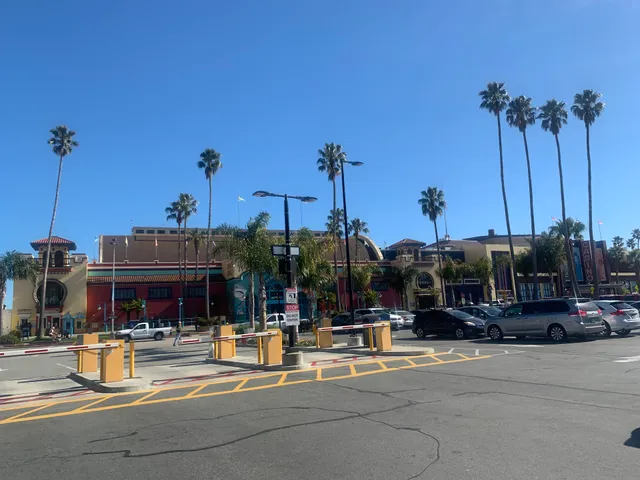 Santa Cruz Beach Boardwalk Parking