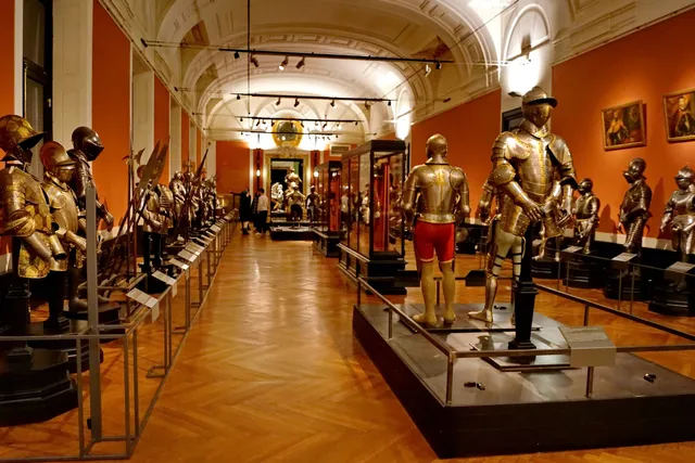 Corte de Caza y Armería