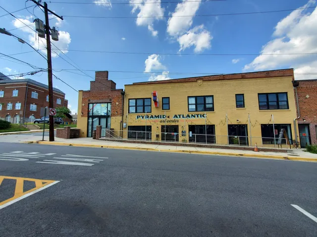 Pyramid Atlantic Art Center