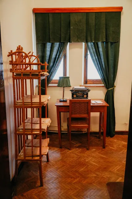 photo-1