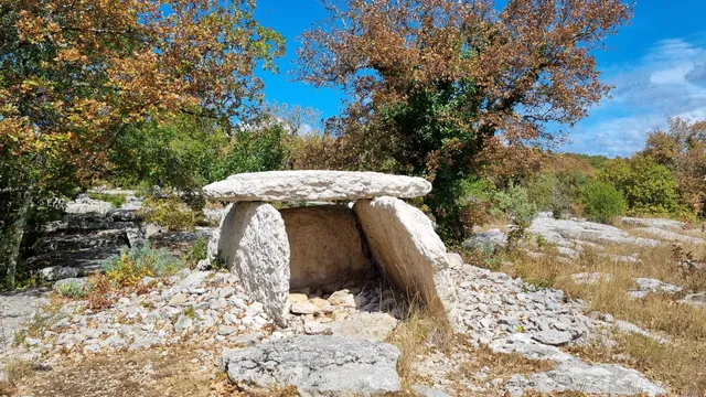Les dolmens
