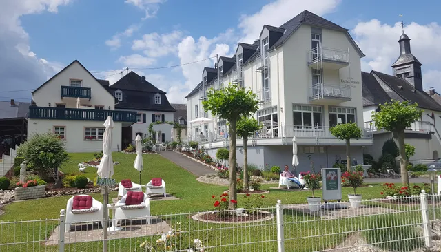 Weingut Karthäuserhof