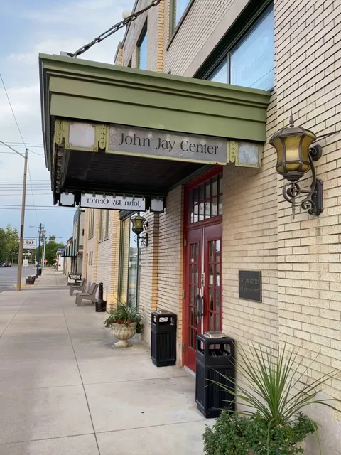 Bizy Dips Bakery & Coffee Shop