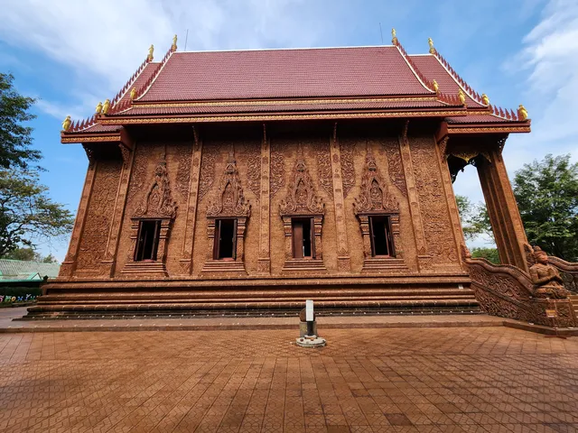 Wat Nong Pling (Bot Sila Laeng)