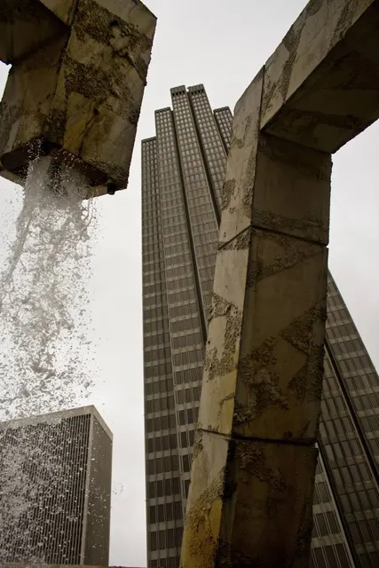 Vaillancourt Fountain