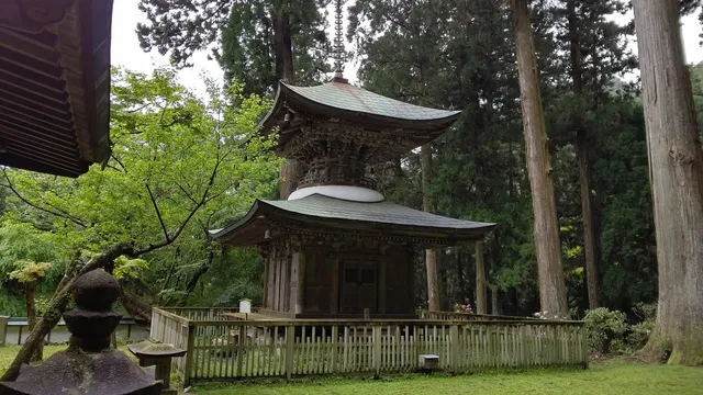 Iwawaki-dera (Yushutsusan)
