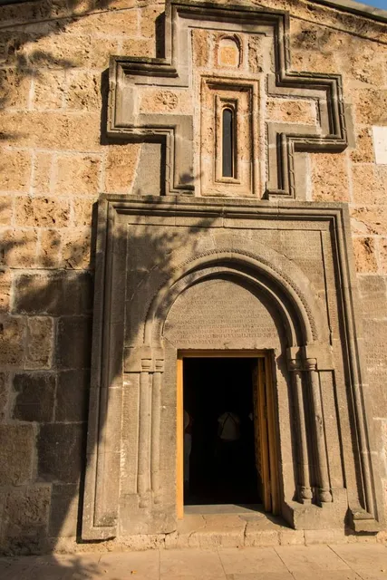 Igrexa de San Miguel de Bouzas