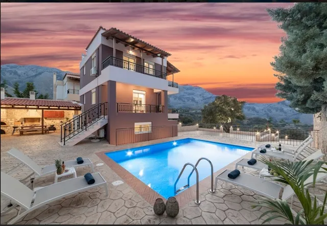 Villa kermes heated pool