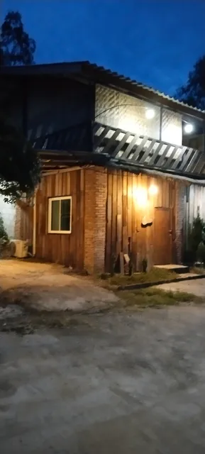 บ้านพักเรือนแก้ว Baan Ruean Kaew