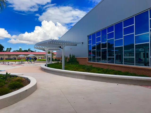 Robstown Early College High School