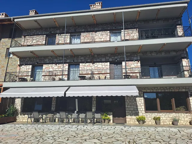 MIARITIS ROOMS LAKE PLASTIRA