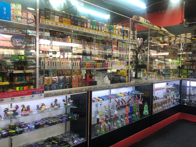 Smokey's Super Store