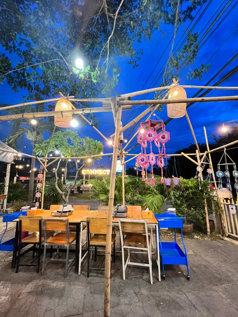 แจ่วฮ้อน Connect By อภิรมย์