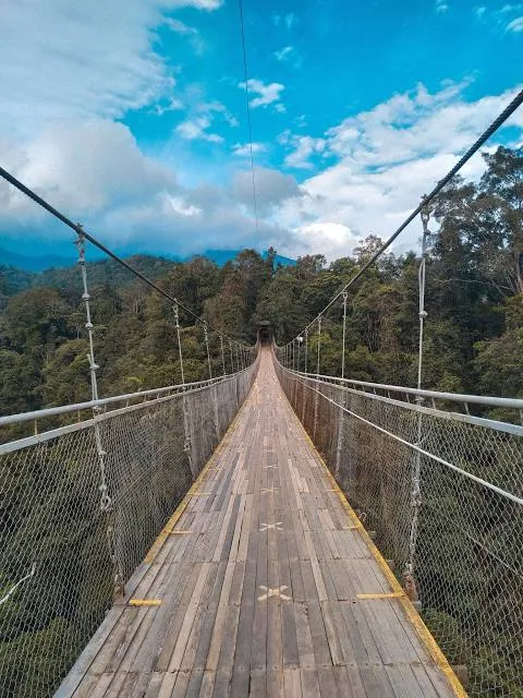 Situ Gunung Suspension Bridge