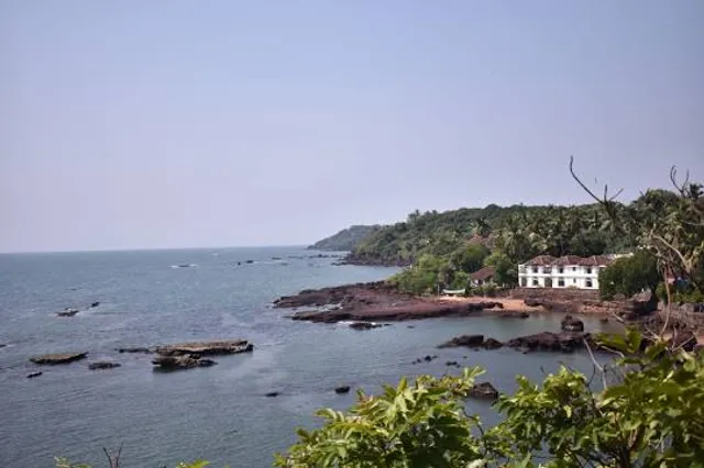 Dona Paula Beach
