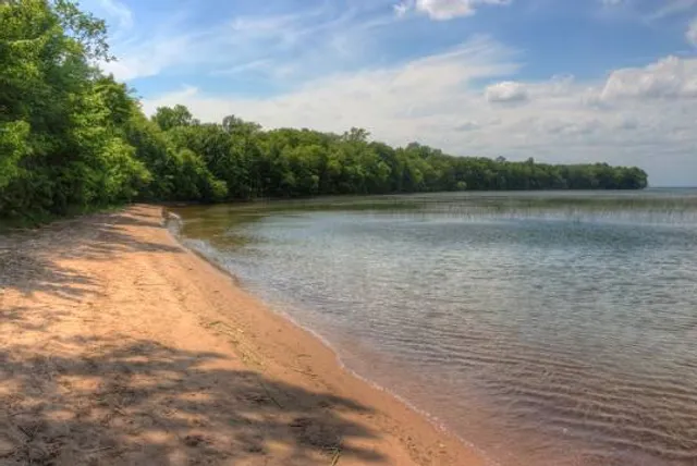 Father Hennepin State Park