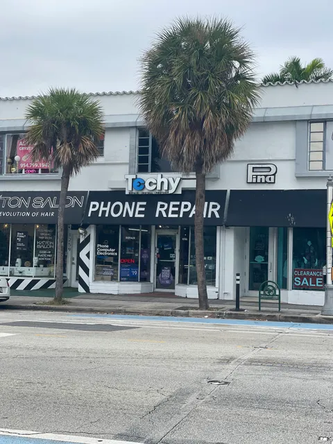Computer and Cell Phone Store