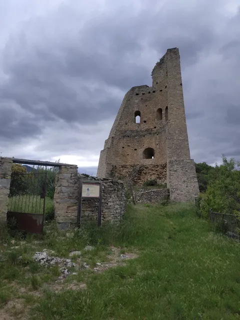 Castillo de San Clemente o de Perarrúa o del Món