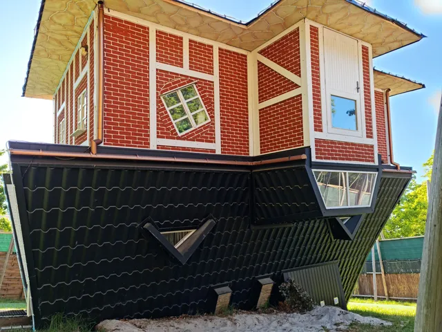 Dom Do Góry Nogami Władysławowo