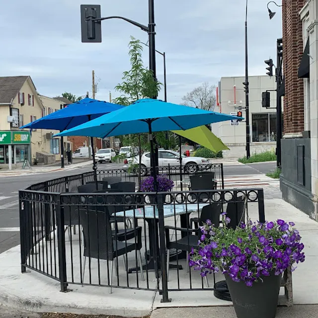 The Vault Eatery & Pub