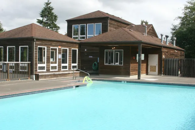 Paradise Cove RV Resort & Marina