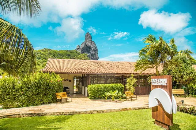 Dolphin Noronha Villa Hotel