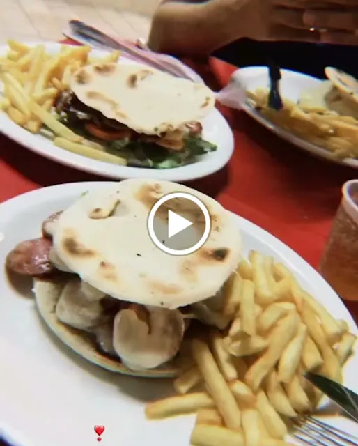 La'Burgueria Burguers e Beirutes