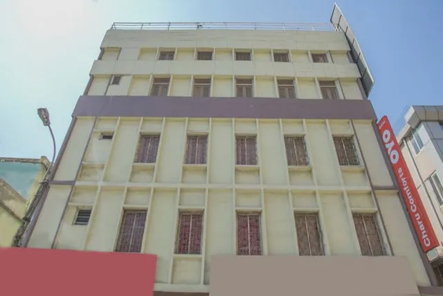 OYO 9016 Charu Comforts