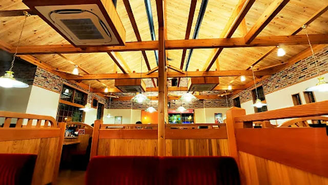 Komeda's Coffee Wakayama Ourakaido