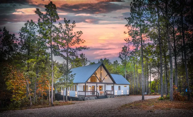 Tranquil Travels - Amelia's Hidden Hideaway