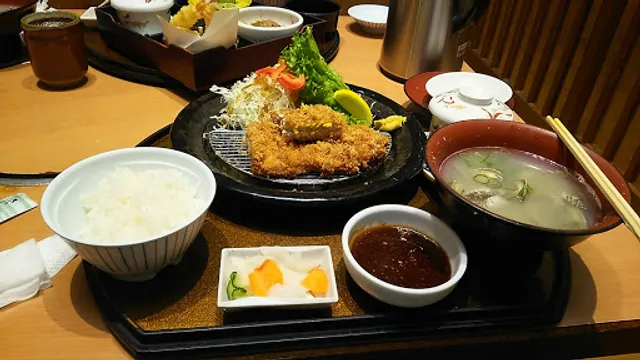 Famirianhaikarateikobayashiten