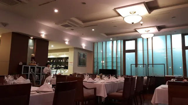 Solpine International Restaurant