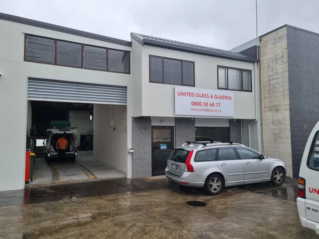 United Glass -Sail City Glass