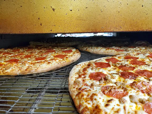 Twice the deal pizza (Springbank Dr)