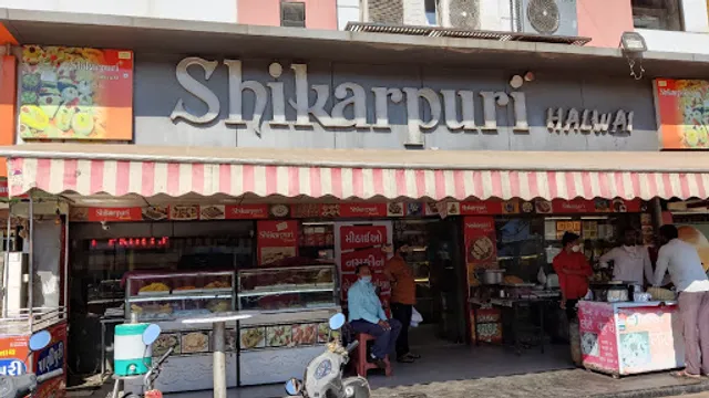 Shikarpuri Halwai