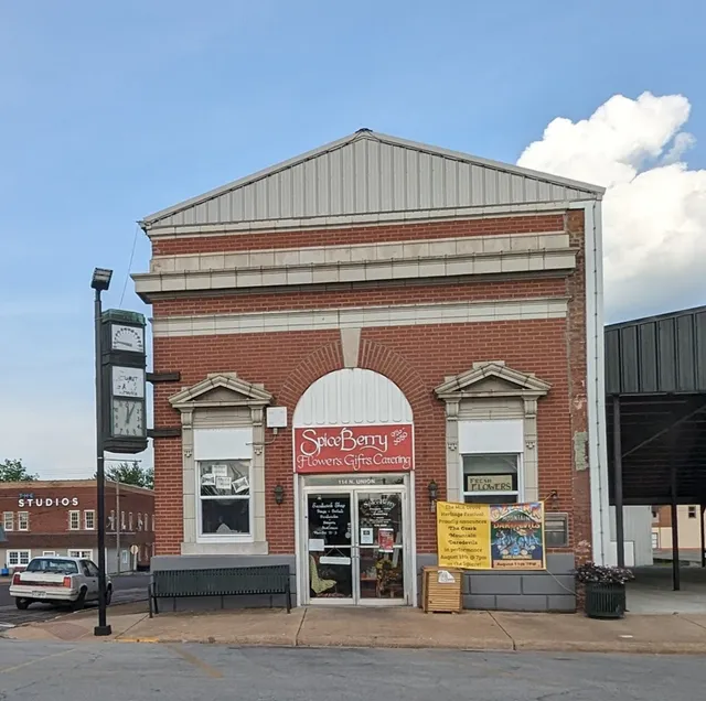 Spiceberry Flowers Gifts & Center