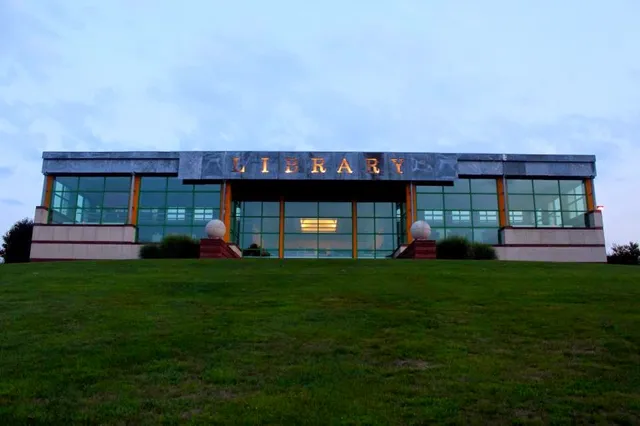 Ephrata Public Library