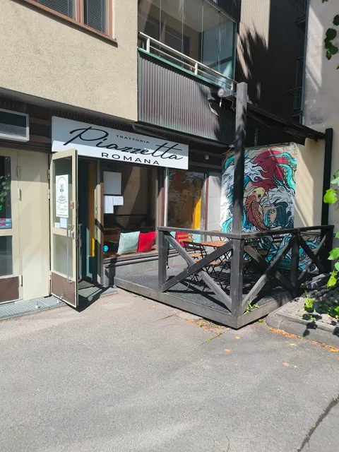 Piazzetta Romana trattoria