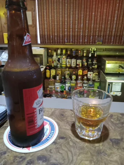 Meyer's Bar & Lounge