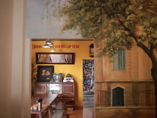 Tiệm cơm ÚT HIỀN