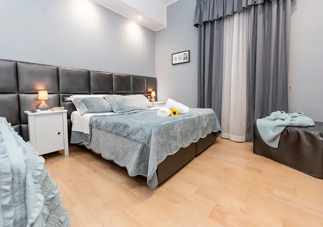 B&B Vico Milano 18, Naples